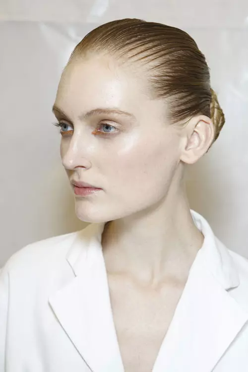 Issey Miyake toamna iarna 2014-2015 backstage (34)