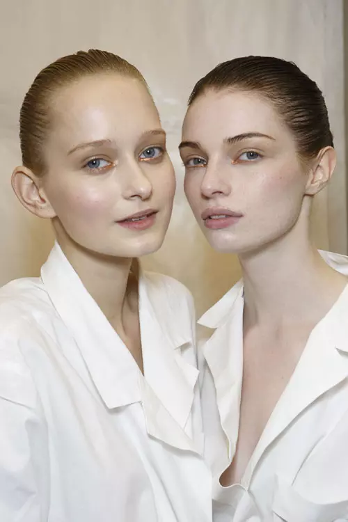 Issey Miyake toamna iarna 2014-2015 backstage (39)