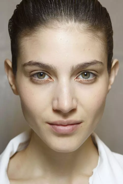 Issey Miyake toamna iarna 2014-2015 backstage (40)