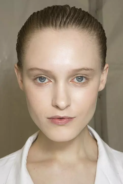 Issey Miyake toamna iarna 2014-2015 backstage (43)