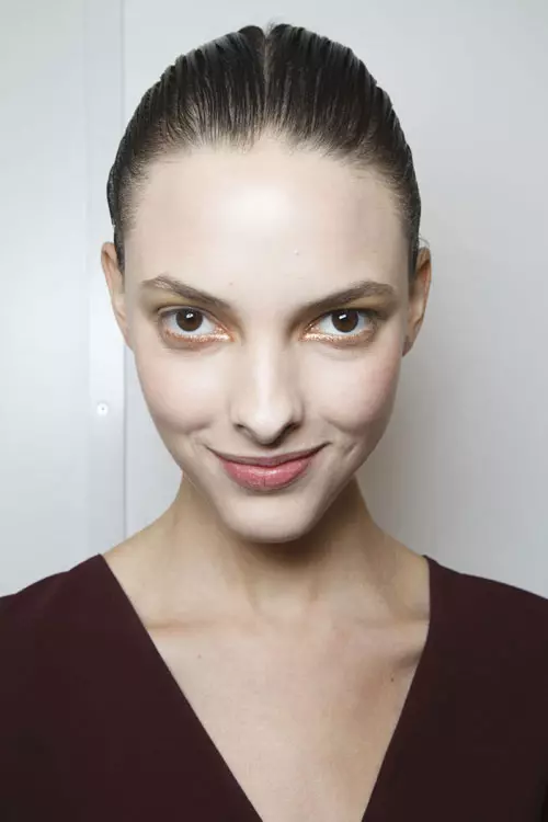 Issey Miyake toamna iarna 2014-2015 backstage