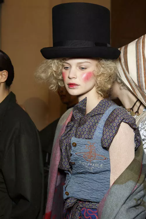 Vivienne Westwood toamna iarna 2014-2015 backstage (40)