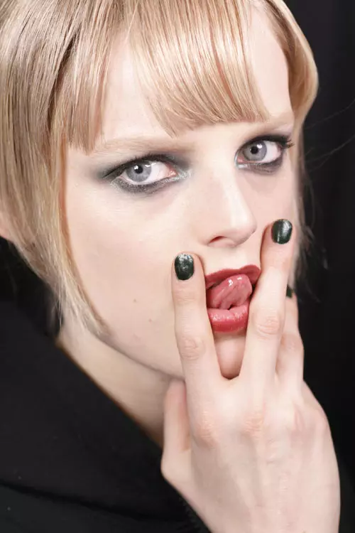Anna Sui toamna iarna 2014-2015 backstage (5)