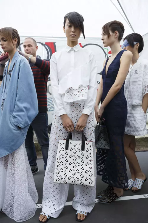 Kenzo primavara vara 2015 backstage (39)