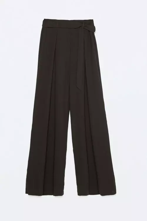 Pantaloni din matase, Zara, 169,99 lei