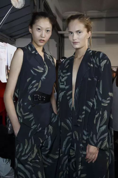 A.F.Vandevorst primavara vara 2015 backstage (17)