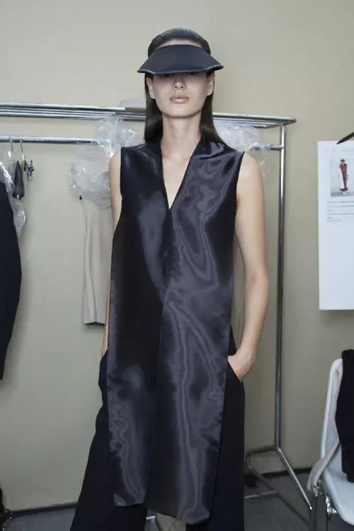 Akris primavara vara 2015 backstage (13)