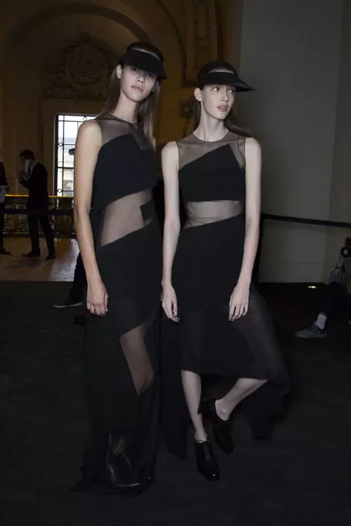 Akris primavara vara 2015 backstage (23)