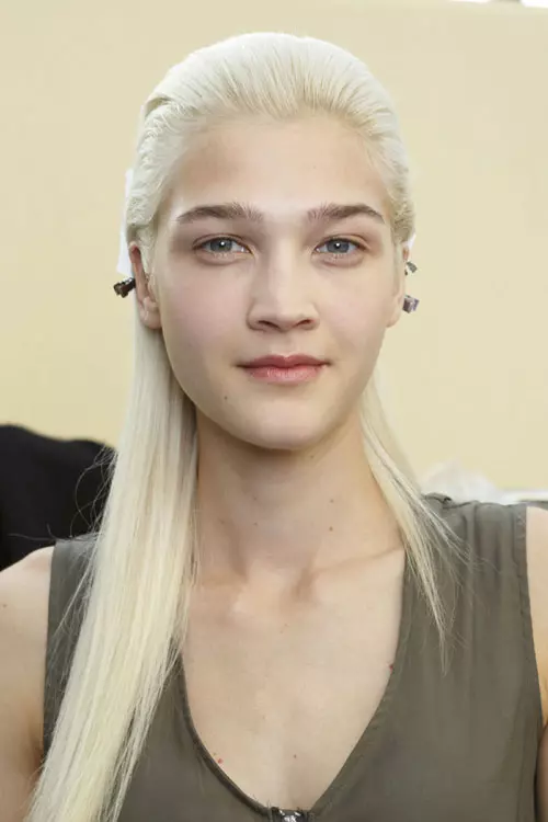 Akris primavara vara 2015 backstage (3)