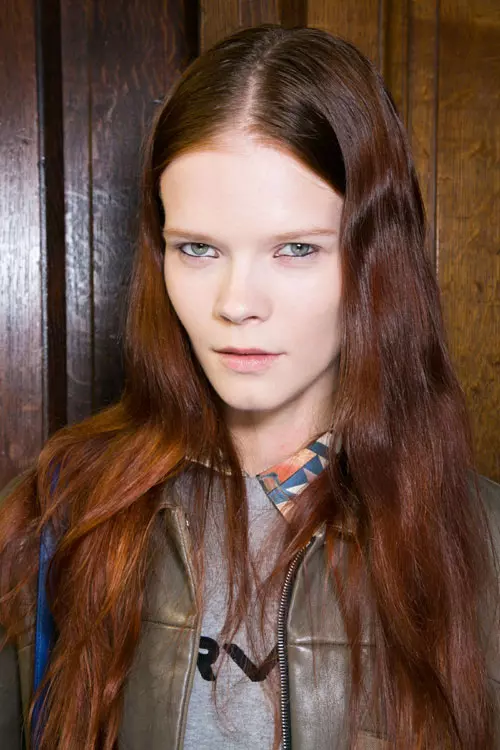 Chalayan primavara vara 2015 backstage (10)