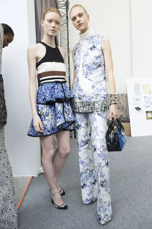 Giambattista Valli primavara vara 2015 backstage (34)