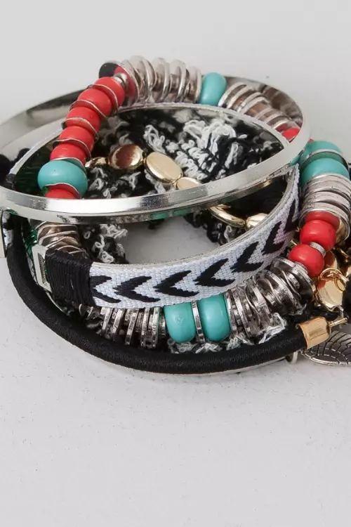 Set de bratari etno, Pull and Bear, 45,90 lei