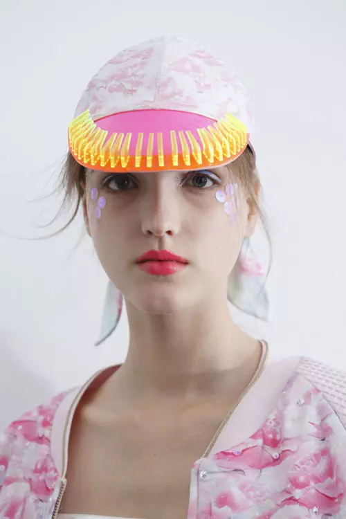 Manish Arora primavara vara 2015 backstage (14)