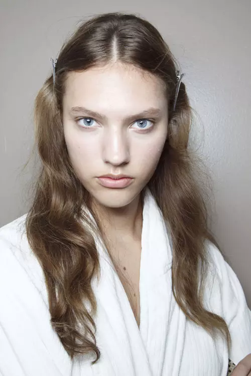 Valentin Yudashkin primavara vara 2015 backstage (14)