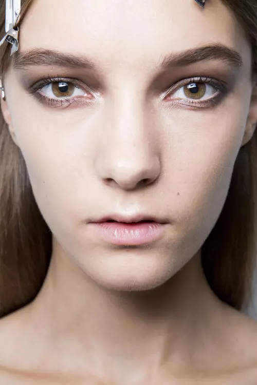 Roberto Cavalli primavara vara 2015 backstage (11)