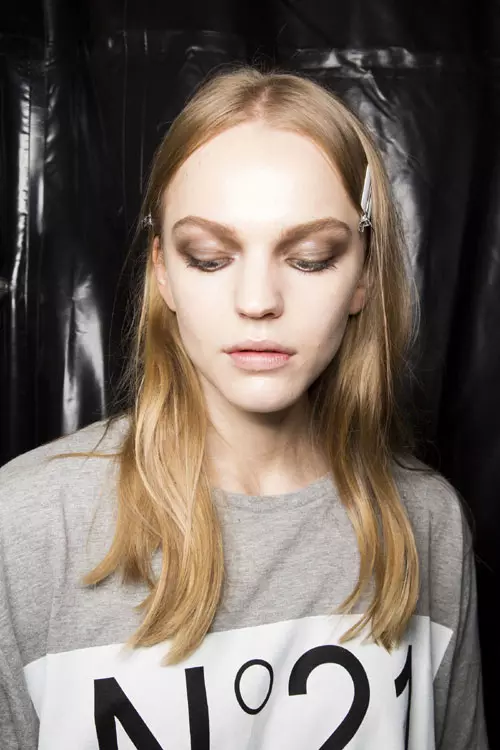 Roberto Cavalli primavara vara 2015 backstage (14)