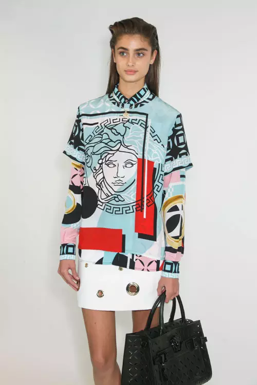 Versace primavara vara 2015 backstage (18)