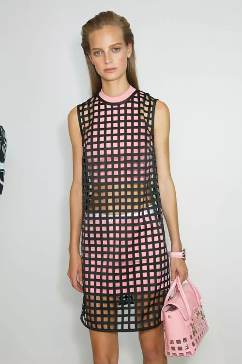 Versace primavara vara 2015 backstage (19)