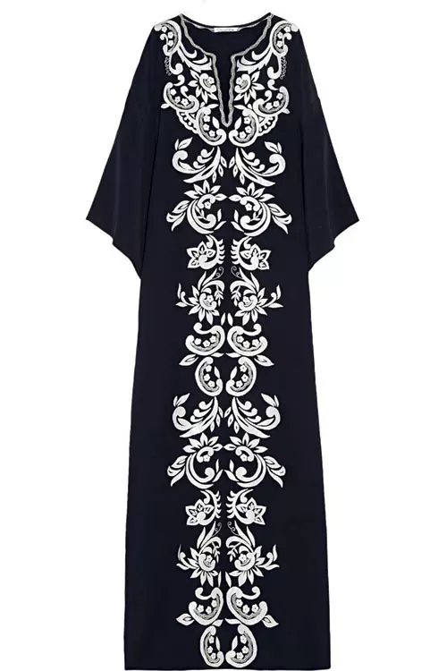Caftan din matase, Oscar de la Renta, 2.480 euro, www.net-a-porter.com