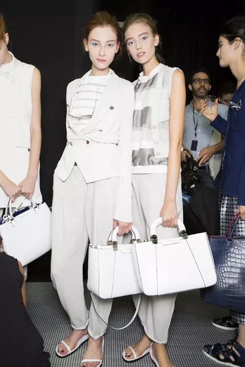 Emporio Armani primavara vara 2015 backstage (12)