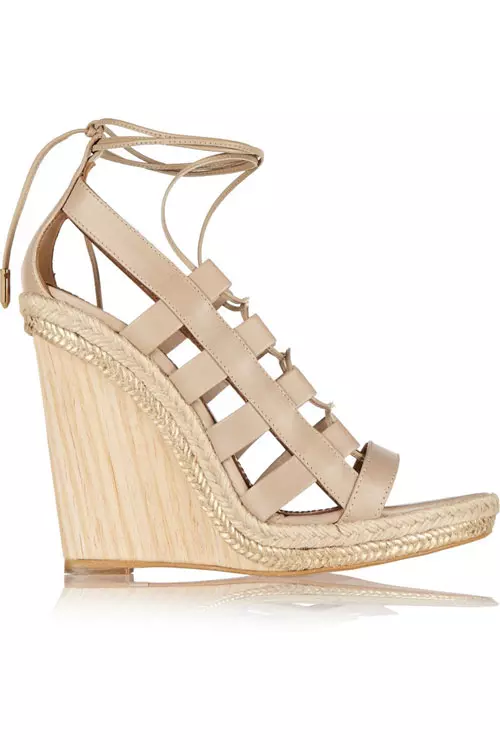 Sandale din piele, Aquazurra, 495 euro, www.net-a-porter.com