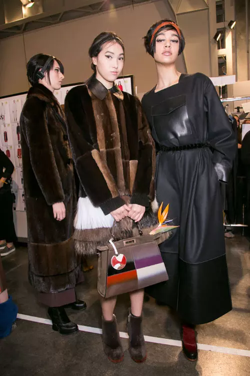 Fendi toamna iarna 2015-2016 backstage (36)