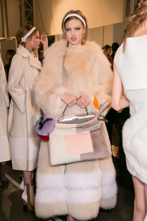 Fendi toamna iarna 2015-2016 backstage (41)