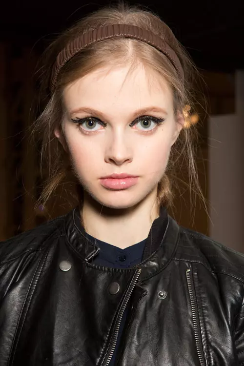 Fendi toamna iarna 2015-2016 backstage (47)