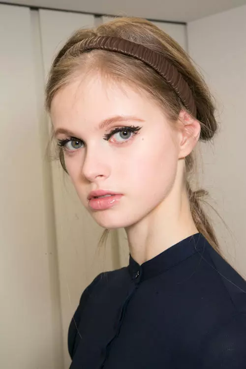 Fendi toamna iarna 2015-2016 backstage (5)