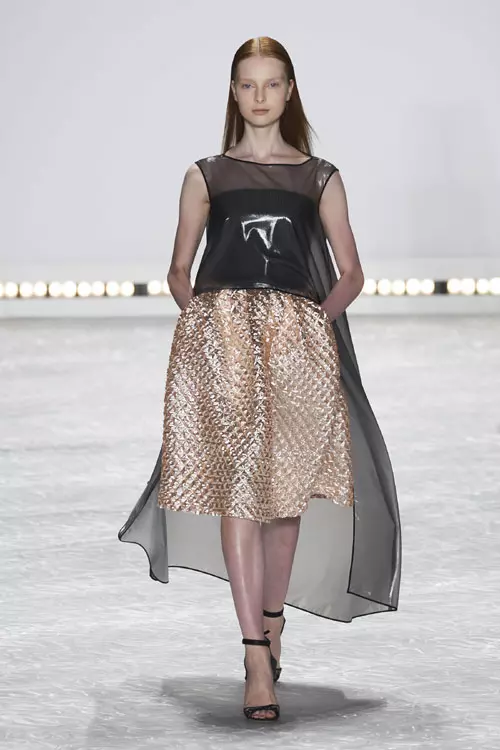 Monique Lhuillier primavara vara 2015 (10)