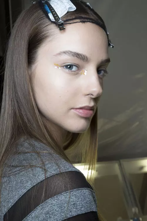 Monique Lhuillier primavara vara 2015 backstage (2)