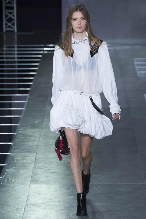 Louis Vuitton colectia primavara vara 2016 