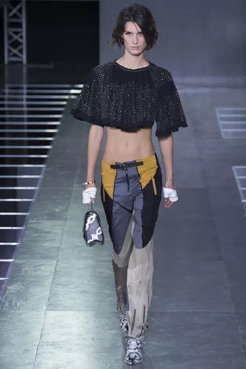 Louis Vuitton colectia primavara vara 2016 