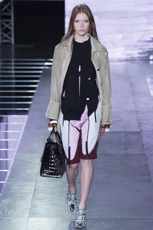 Louis Vuitton colectia primavara vara 2016 