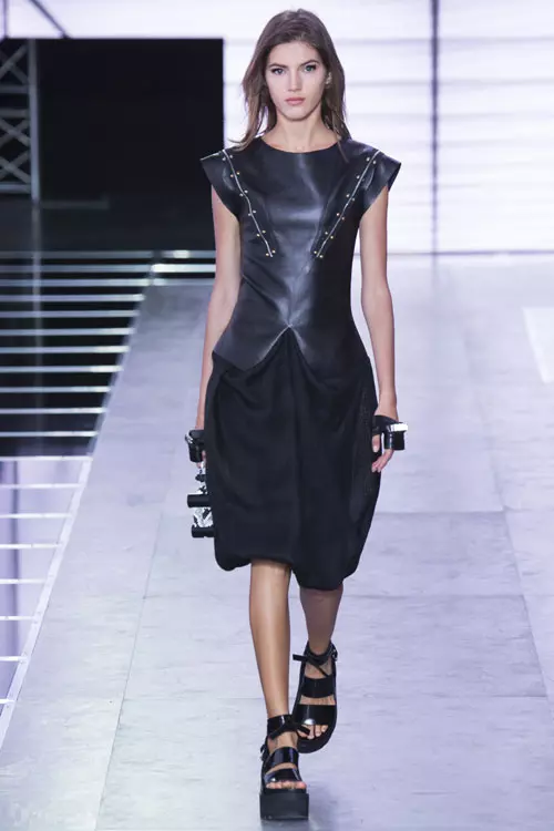 Louis Vuitton colectia primavara vara 2016 