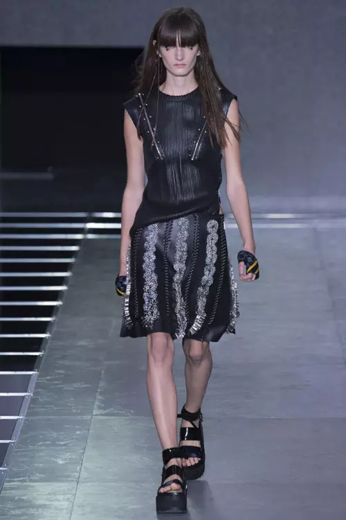 Louis Vuitton colectia primavara vara 2016 