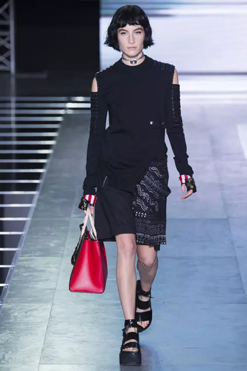 Louis Vuitton colectia primavara vara 2016 