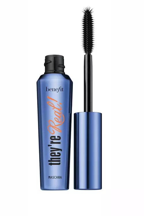 Mascara They're Real!, Benefit, 118 lei, disponibila exclusiv in magazinele Sephora
