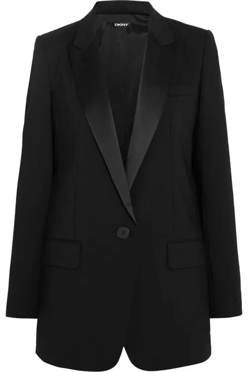 Blazer din lana si matase, DKNY, 2.223 lei, magazinul Sport Couture