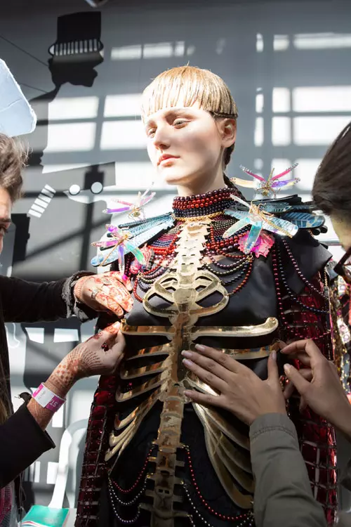 Manish Arora toamna iarna 2015-2016 backstage (16)