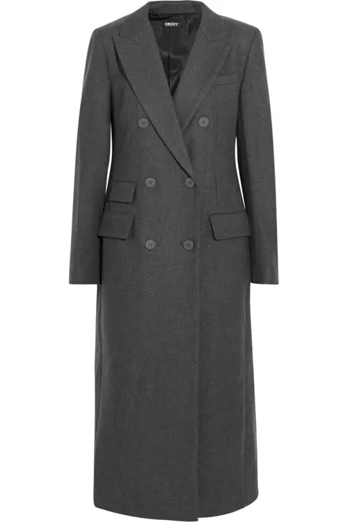 Palton DKNY, 3.900 lei, magazinul Sport Couture