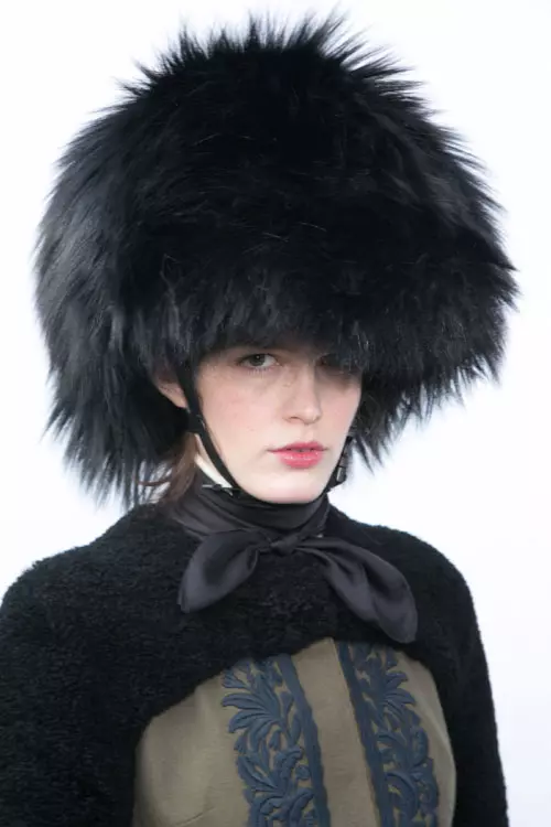 Moncler Gamme Rouge toamna iarna 2015-2016 backstage (9)