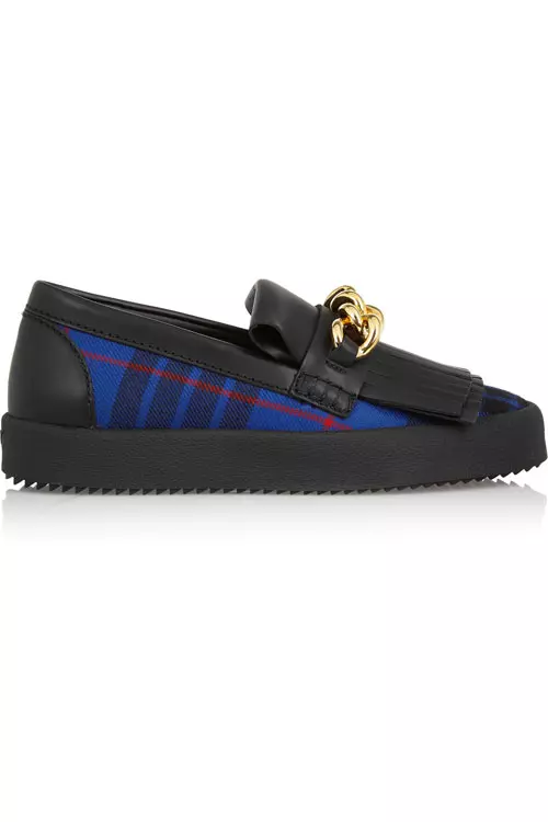 Pantofi din piele lacuita si stofa, Giuseppe Zanotti, 2.214 lei, magazinul Distinto