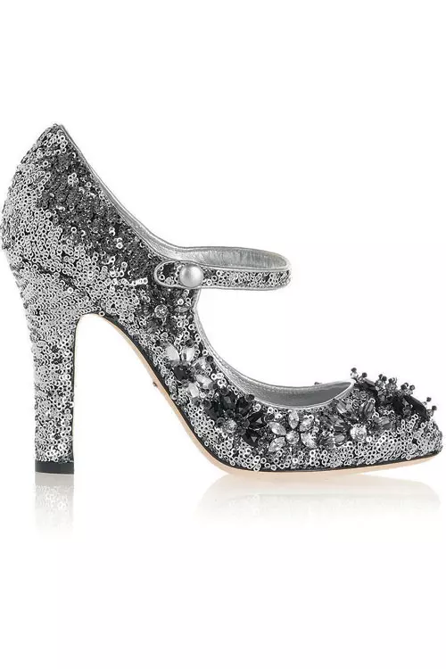 Pantofi din piele, cu aplicatii de paiete, 4.000 lei, Dolce&Gabbana