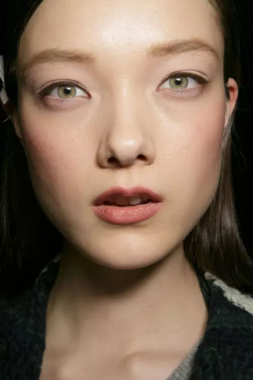 Donna Karan colectia toamna iarna 2015-2016 backstage (5)