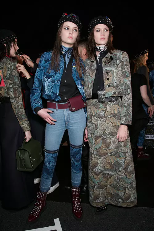 Marc Jacobs colectia toamna iarna 2015-2016 backstage (19)