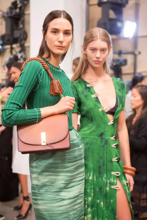 Altuzarra colectia primavara vara 2016 backstage (5)