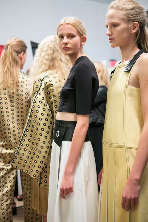 Edun colectia primavara vara 2016 backstage (14)
