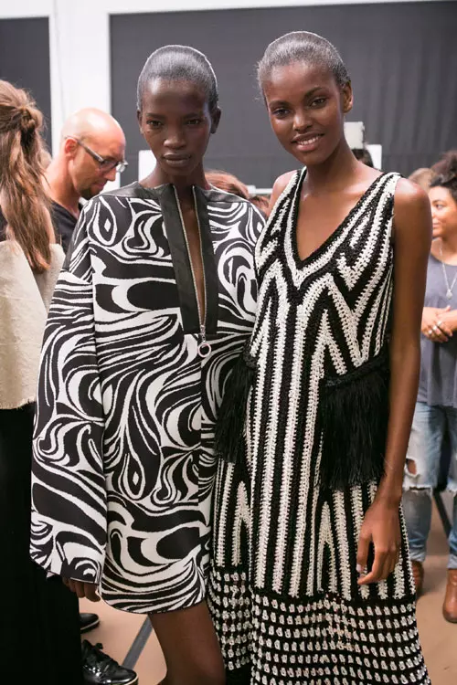 Edun colectia primavara vara 2016 backstage (19)