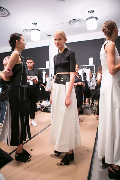Edun colectia primavara vara 2016 backstage (26)